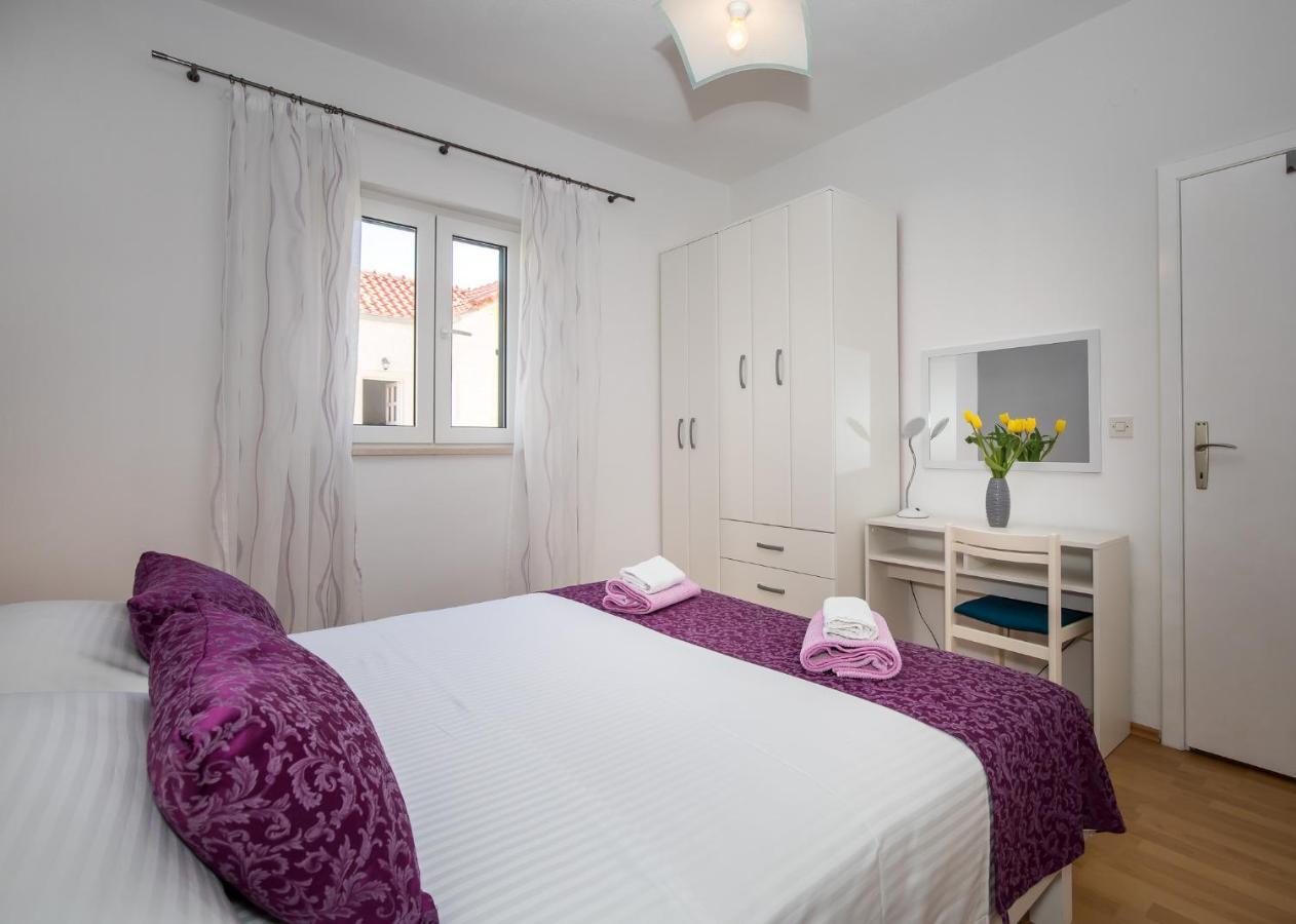Apartmani Filipic Бол Экстерьер фото